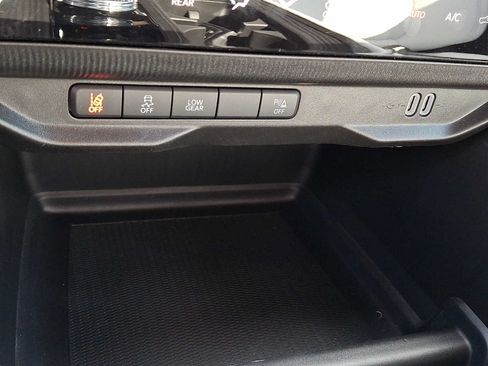 New 2026 Jeep Cherokee Limited AWD/4WD image 14