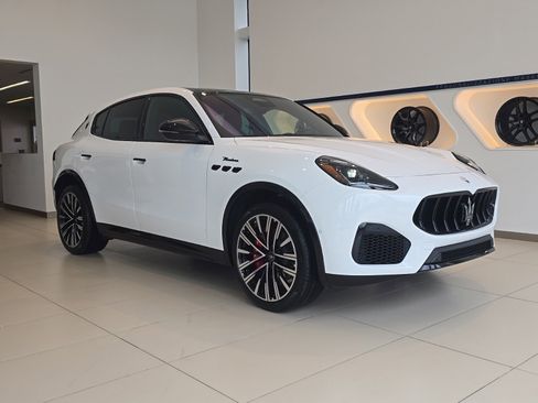 New 2025 Maserati Grecale Modena image 2