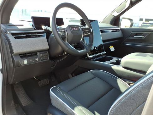 New 2026 GMC Sierra EV Elevation image 11