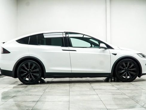 Used 2022 Tesla Model X Plaid AWD/4WD image 8