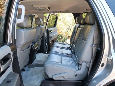 Used 2010 Toyota Sequoia Limited RWD image 15