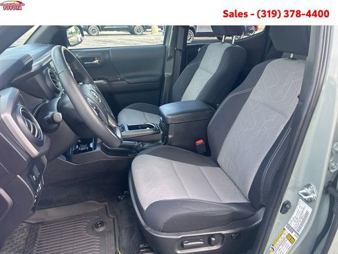 Certified 2023 Toyota Tacoma TRD Sport w/ Technology Package AWD/4WD image 12