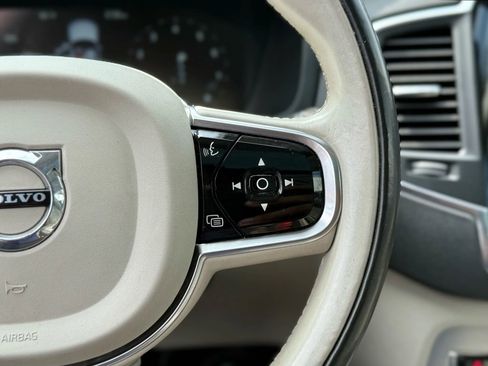 Used 2016 Volvo XC90 T5 Momentum image 19