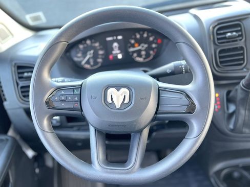 Used 2023 RAM ProMaster 2500 image 13