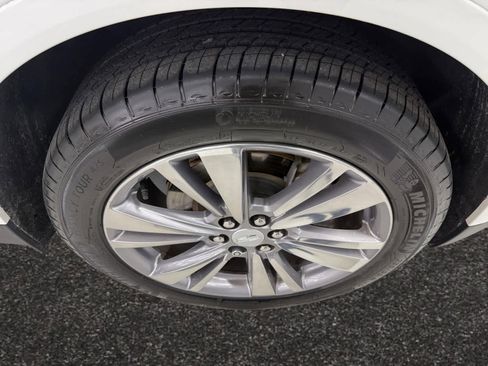 Certified 2023 Cadillac XT5 Premium Luxury image 10