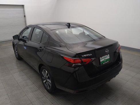 Used 2025 Nissan Versa SV FWD image 5