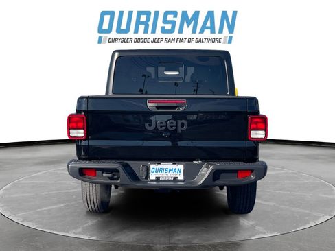 New 2026 Jeep Gladiator Sport AWD/4WD image 5
