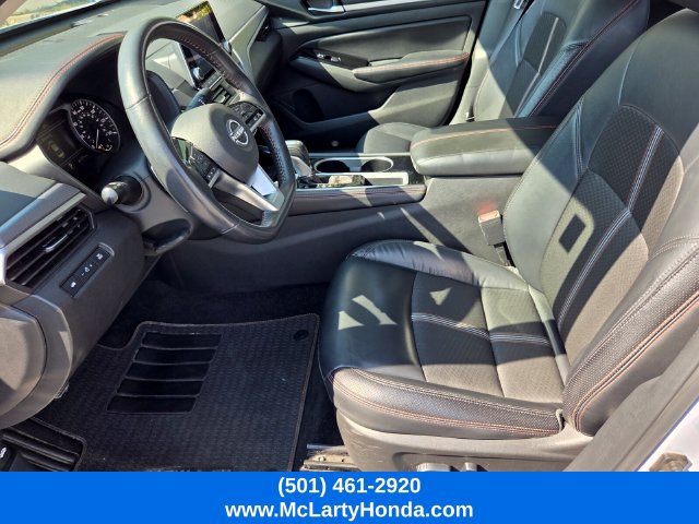 Used 2024 Nissan Altima 2.5 SR FWD image 9