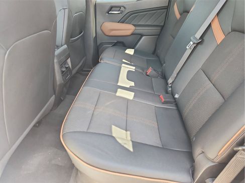 Used 2023 GMC Canyon AT4 AWD/4WD image 25