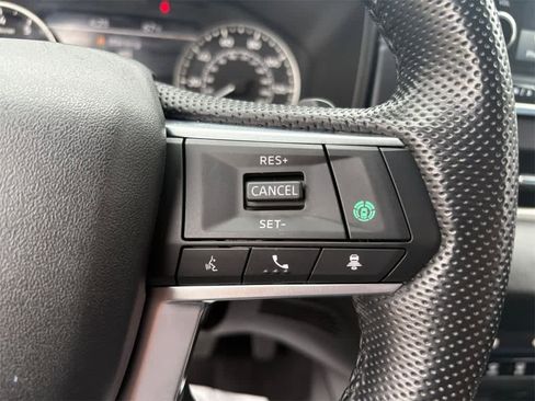 Used 2023 Mitsubishi Outlander SE image 25