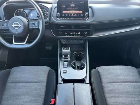 Used 2023 Nissan Rogue SV image 14