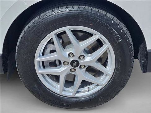 Used 2024 Ford Edge SEL w/ Convenience Package image 20