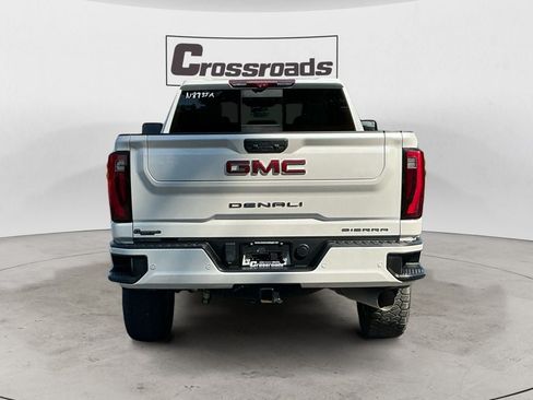 Used 2024 GMC Sierra 2500 Denali w/ Denali Reserve Package AWD/4WD image 4