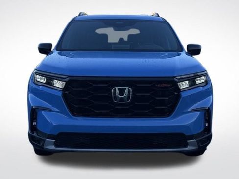 New 2025 Honda Pilot TrailSport image 3