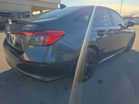 Used 2022 Honda Civic Sport image 5