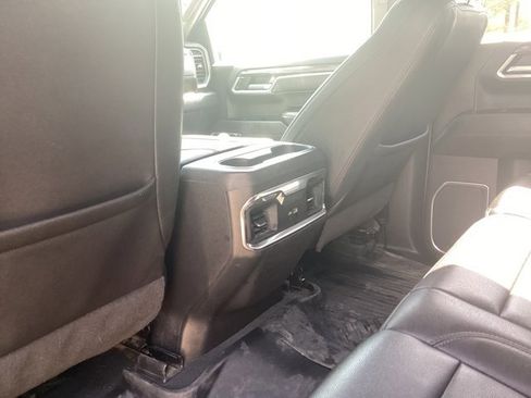 Used 2023 Chevrolet Silverado 1500 LTZ image 16