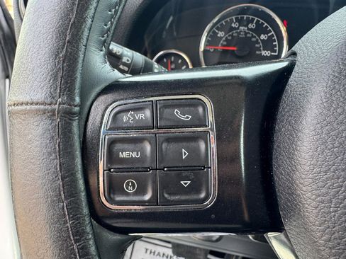 Used 2017 Jeep Wrangler Unlimited Rubicon image 32