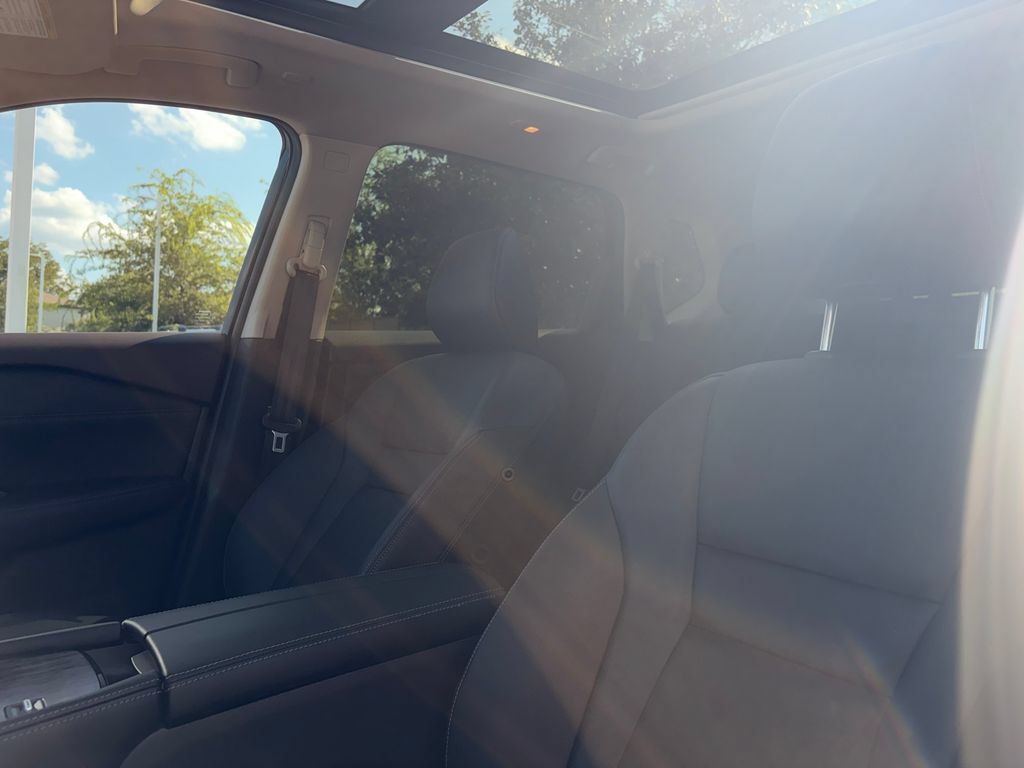 Certified 2023 Nissan Rogue SL FWD image 10