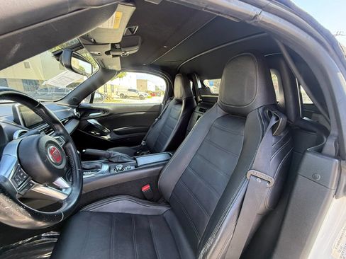Used 2017 FIAT 124 Spider Lusso RWD image 15