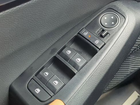 New 2026 Kia Seltos EX image 13