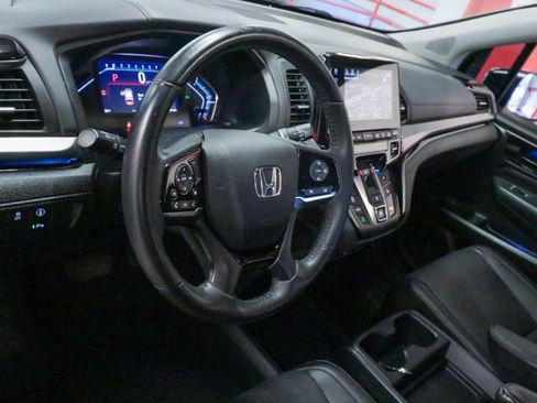 Used 2022 Honda Odyssey Touring image 16