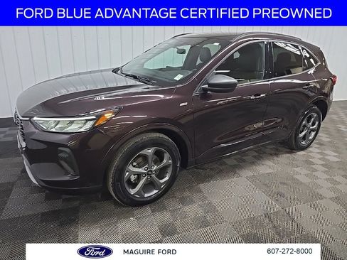 Used 2023 Ford Escape ST-Line w/ Tech Pack #1 AWD/4WD image 8