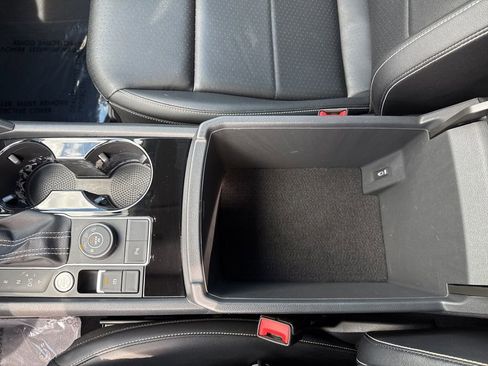 Used 2023 Volkswagen Atlas SE w/ Panoramic Sunroof Package image 23