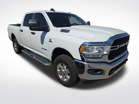 Used 2024 RAM 2500 Big Horn w/ Off Road Package AWD/4WD image 8