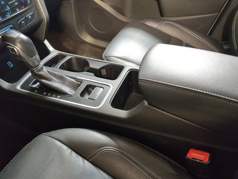 Used 2018 Ford Escape SEL w/ Ford Safe & Smart Package image 26