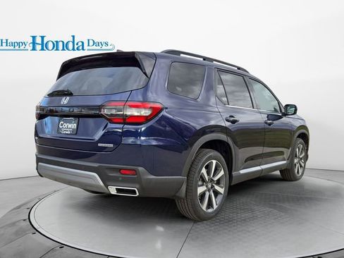 New 2025 Honda Pilot Touring image 20