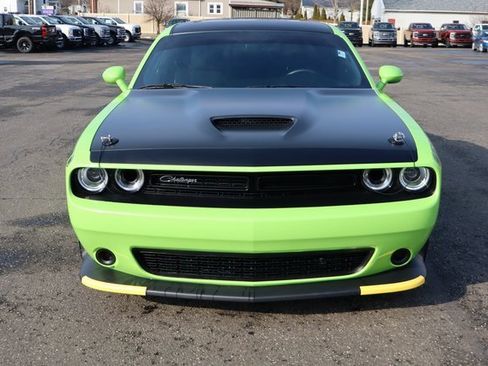 Used 2023 Dodge Challenger R/T w/ T/A Package image 12