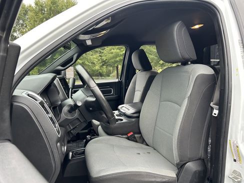 Used 2024 RAM 3500 SLT w/ Quick Order Package 2YG SLT image 32