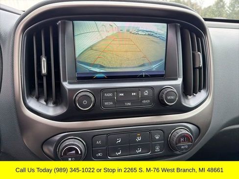 Used 2018 Chevrolet Colorado Z71 w/ Z71 Midnight Edition image 19