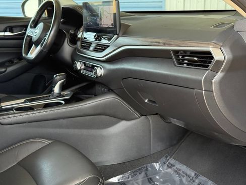 Used 2023 Nissan Altima 2.5 SL FWD image 23