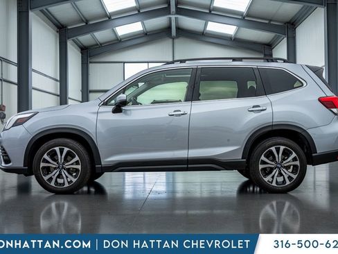 Used 2024 Subaru Forester Limited AWD/4WD image 2