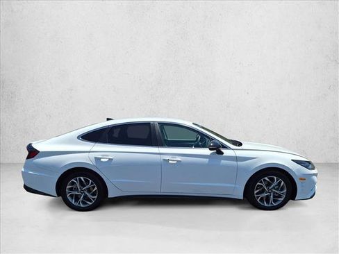 Used 2023 Hyundai Sonata SEL FWD image 4