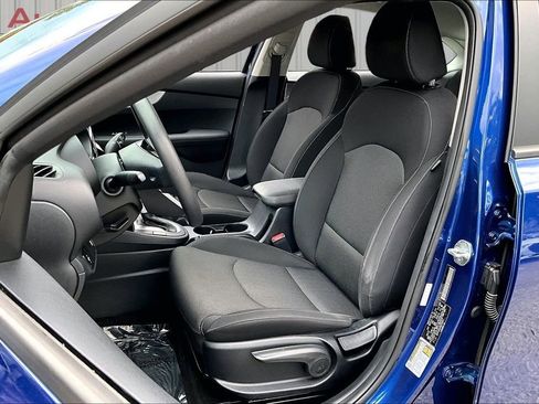 Used 2022 Kia Forte LXS FWD image 20