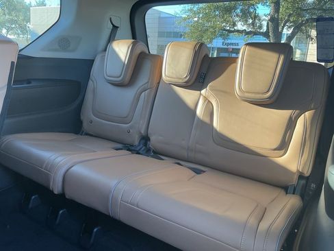 New 2026 INFINITI QX80 Luxe w/ Cargo Package AWD/4WD image 33