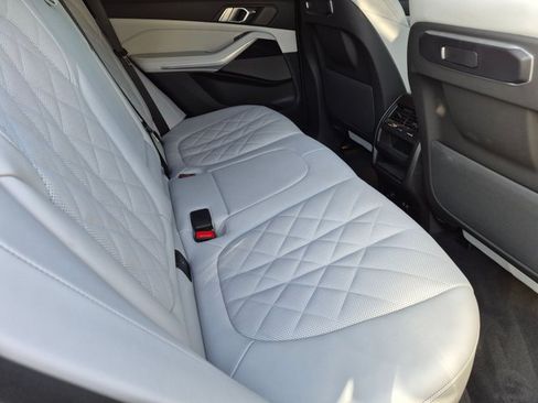 Used 2026 BMW X5 sDrive40i w/ M Sport Package RWD image 19