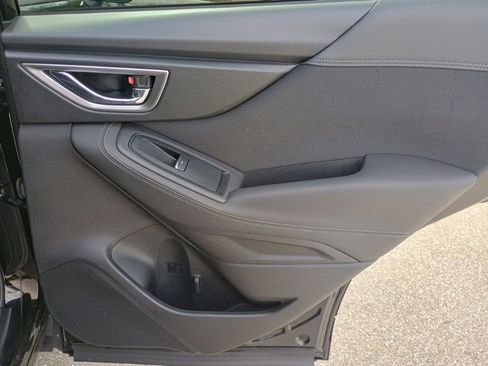 Used 2020 Subaru Forester Premium image 19