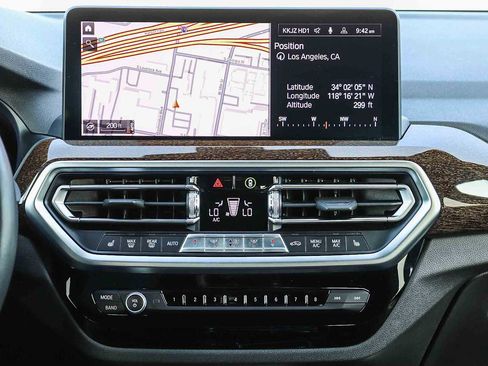 Used 2023 BMW X3 sDrive30i w/ Premium Package image 17