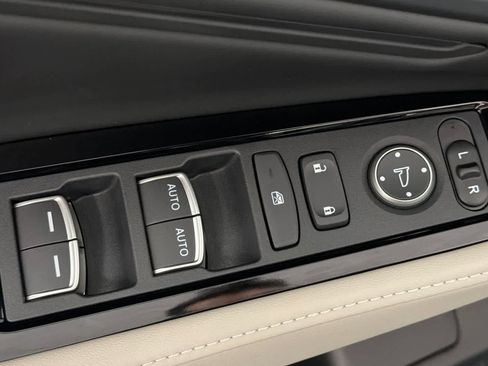 Used 2025 Honda Accord Touring image 13