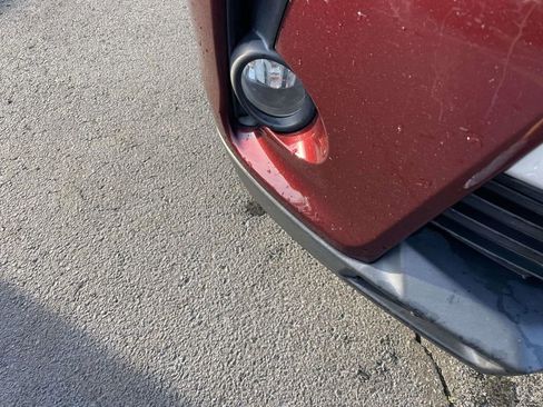 Used 2019 Toyota Highlander XLE image 17