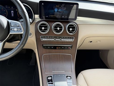 Certified 2022 Mercedes-Benz GLC 300 4MATIC image 15
