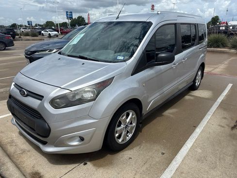 Used 2015 Ford Transit Connect XLT FWD image 5