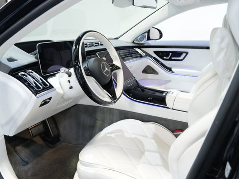 Used 2022 Mercedes-Benz Maybach S 580 4MATIC image 33