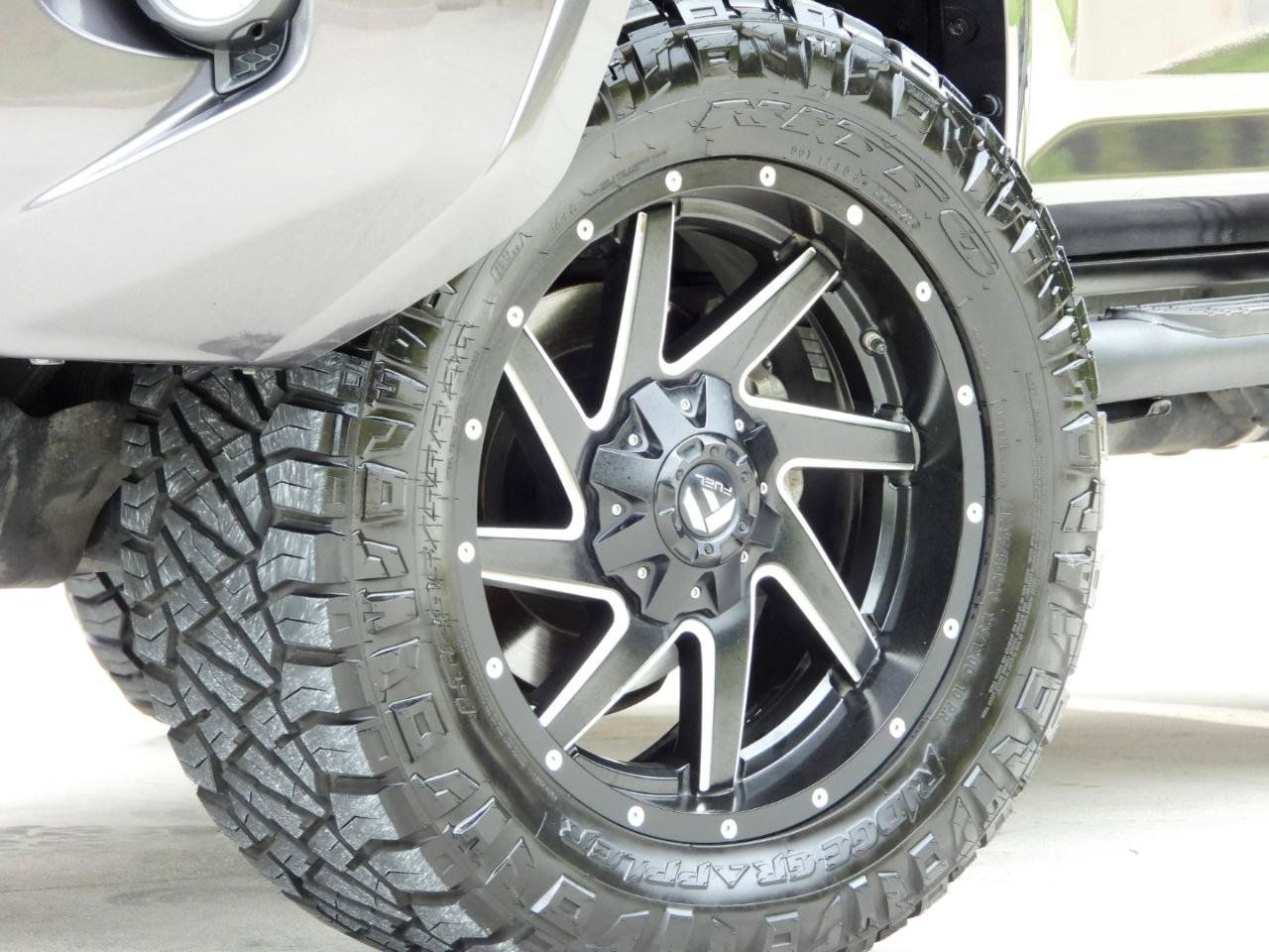 Used 2018 Toyota 4Runner TRD Off-Road Premium AWD/4WD image 6