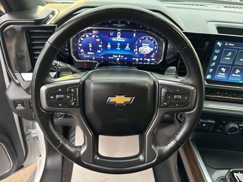 Used 2024 Chevrolet Silverado 1500 High Country AWD/4WD image 12