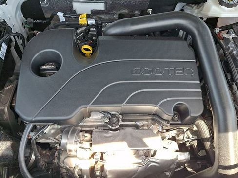 Used 2026 Chevrolet Equinox LT FWD image 27