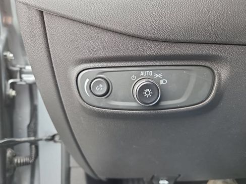 Certified 2023 Chevrolet Equinox LS AWD/4WD image 26